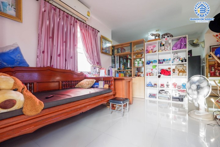 *****บ้านเดี่ยวมือสองย่านนนทบุรี ม.โฮมเพลสเดอะพาร์ค รัตนาธิเบศร์ เนื้อที่กว้าง 52 ตร.ว. ฟังก์ชัน 3 ห้องนอน 2 ห้องน้ำ ที่จอดรถ 2 คัน บ้านพร้อมอยู่ แถมฟรีเฟอร์นิเจอร์แบบจัดเต็ม! โครงการตั้งบนทำเลเดินทางสะดวก ใกล้รถไฟฟ้าสายสีม่วง "สถานีบางพลู" และทางด่วน "กาญจนาภิเษก" จองเลย!